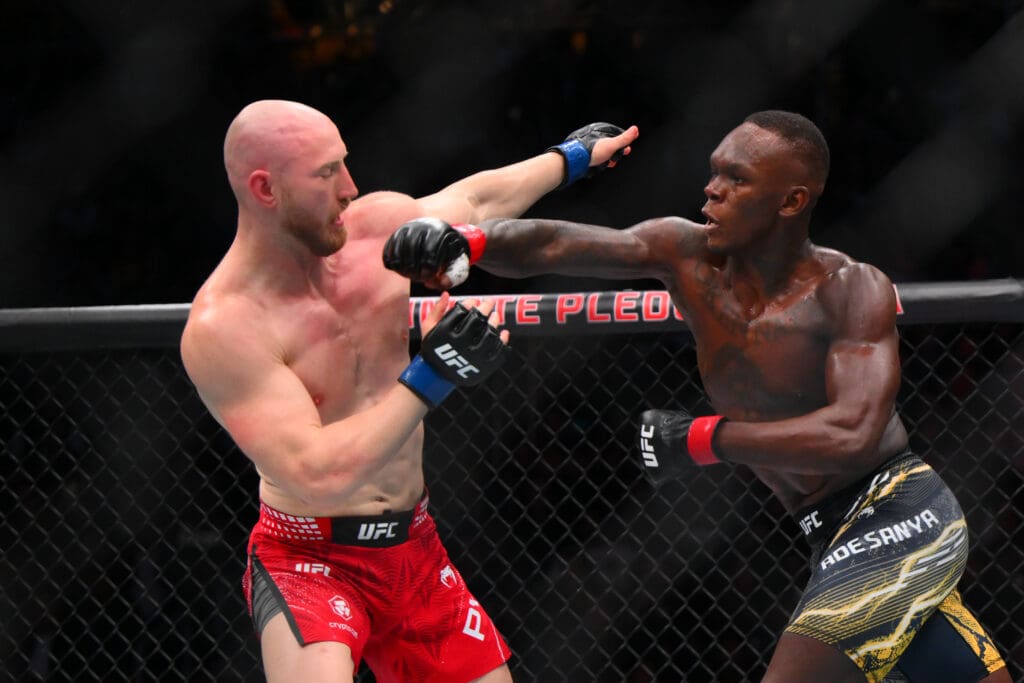 MMA World Reacts as Israel Adesanya Suffers Heartbreaking Fourth Straight Loss at UFC Seattle