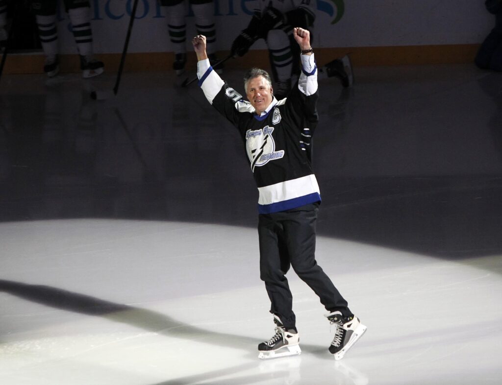 16. Dave Andreychuk