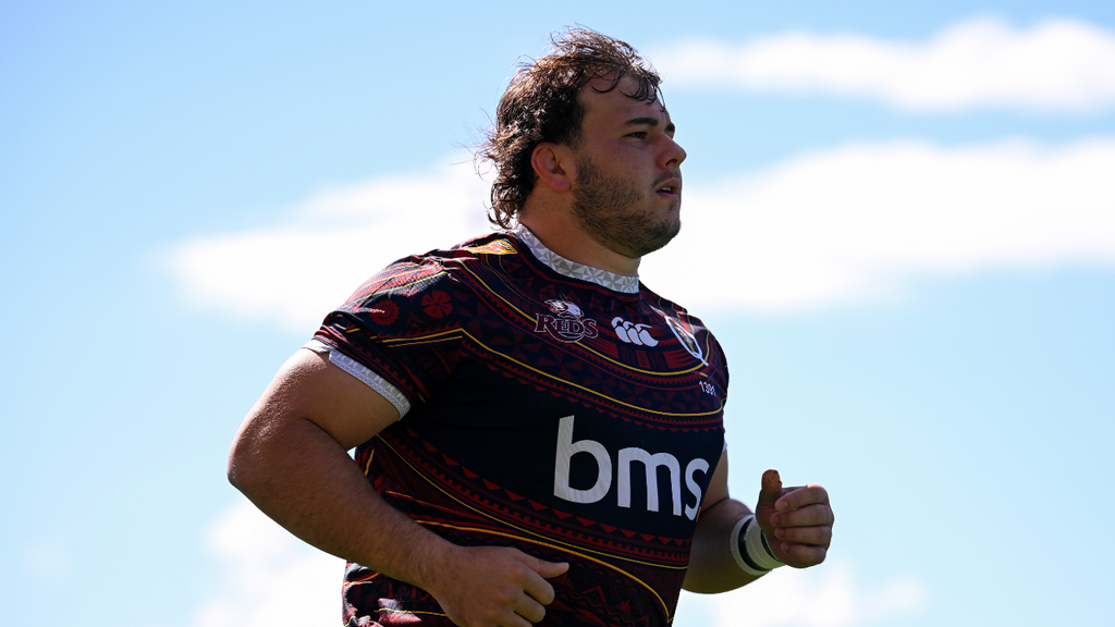 Ireland rugby out to poach huge Australian prospect in problem position