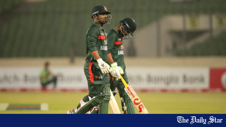 Tigers need 216 more in 25.3 overs as play set to resume after rain