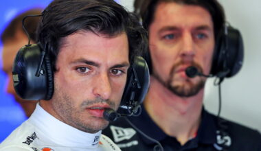 Carlos Sainz issues urgent plea to Williams after horror start