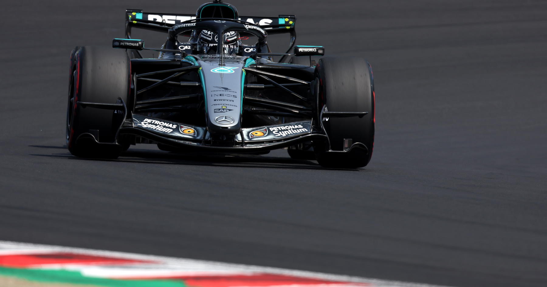 George Russell rings Mercedes alarm: 'We were nowhere'