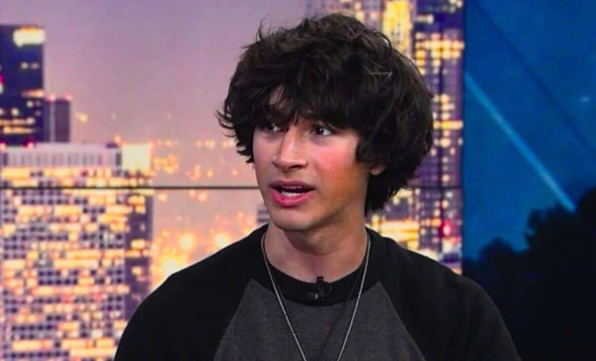 A Summer Student At Caltech Built A Machine To Comb The Entire Infrared Sky At Scale