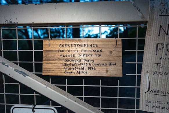 Signs out the front of the RAyner Track Road property.