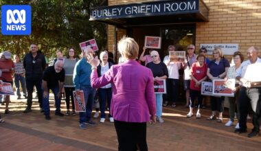 Southern Riverina 'left behind and forgotten', inquiry into Murrumbidgee health district split hears
