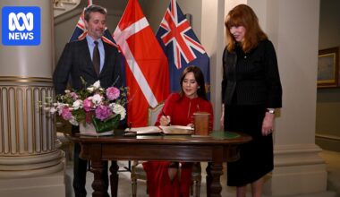 Queen Mary and King Frederik of Denmark arrive in Melbourne