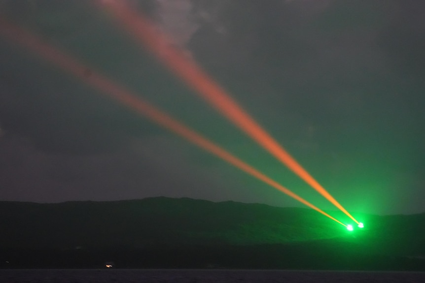 red light in the sky 