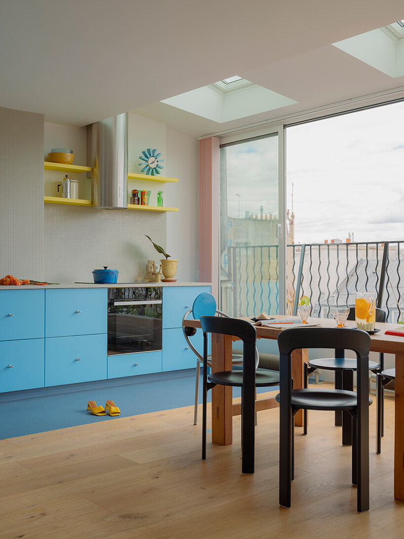 acte deux transforms a paris apartment into a swimming lane of color and movement - 4