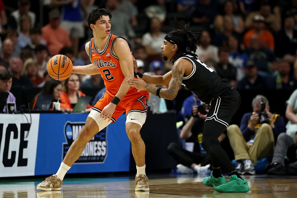 Are Andrej Stojakovic, Peja Stojakovic related? Illinois G son of NBA veteran