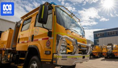 Calls for review into Queensland fire truck purchases after hundreds of complaints made in 10 months