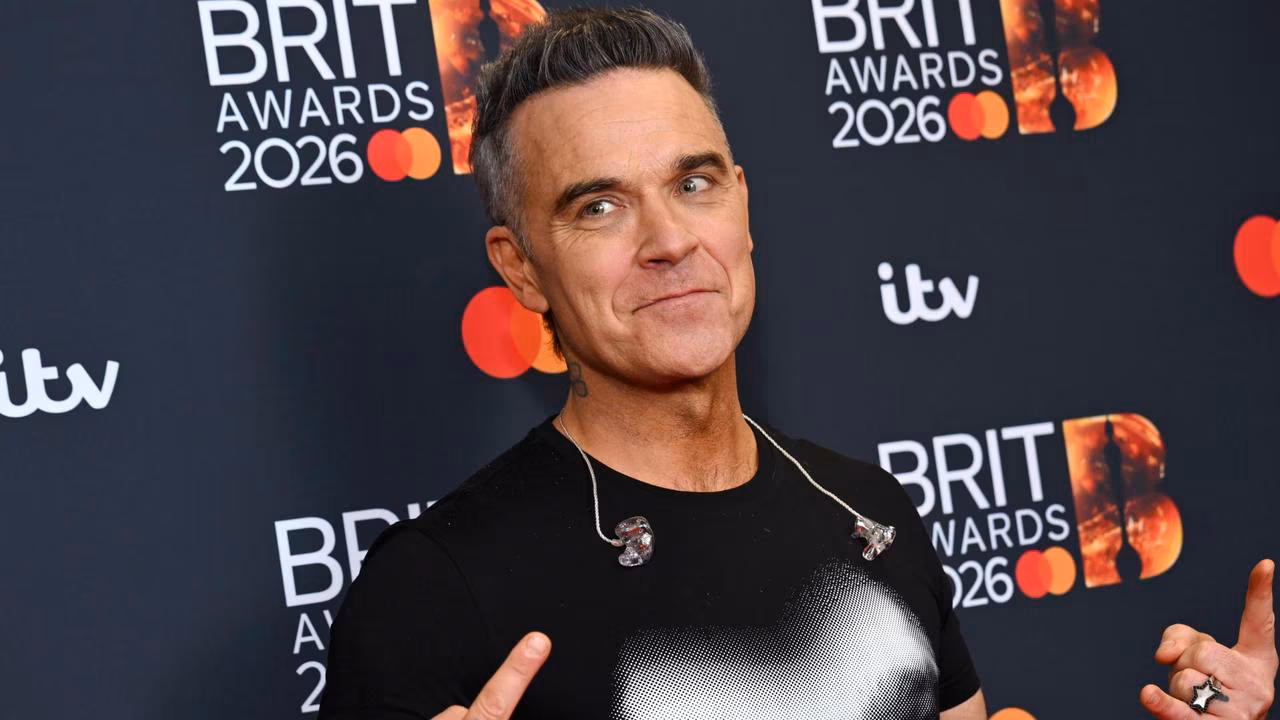 Robbie Williams returns to Australia for massive BRITPOP tour