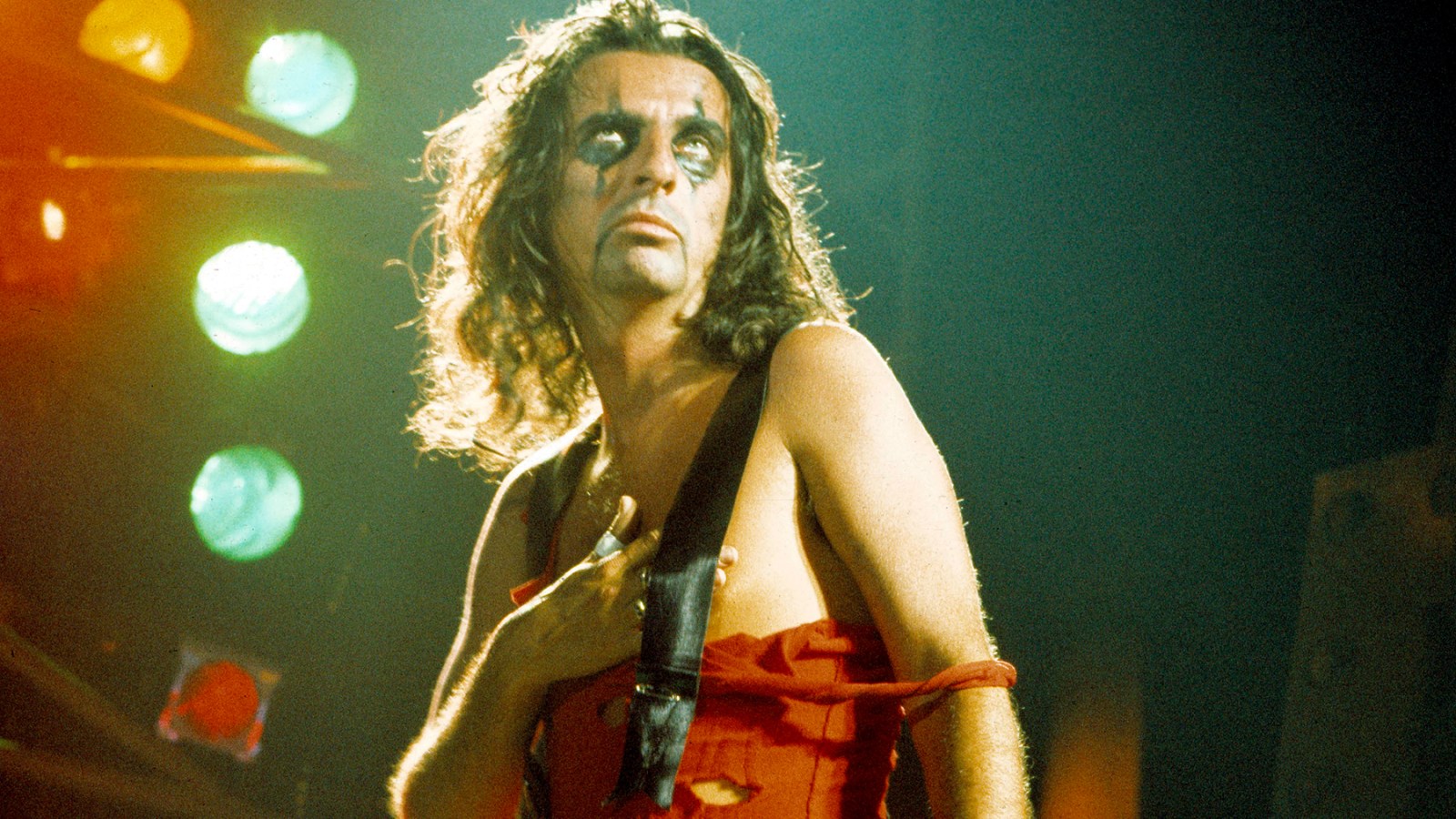 Alice Cooper Plans 'Devil on My Shoulder' Memoir for Fall