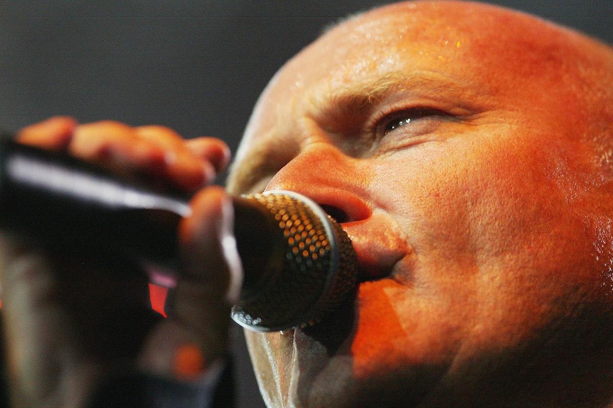 5 Reasons Phil Collins Should Be in the Rock & Roll Hall of Fame