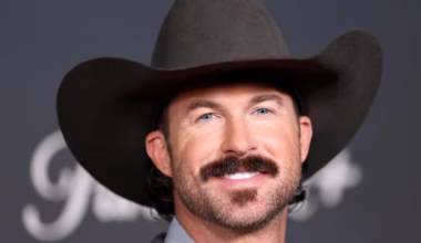 US country star Riley Green ejects fan from show after being hit in face