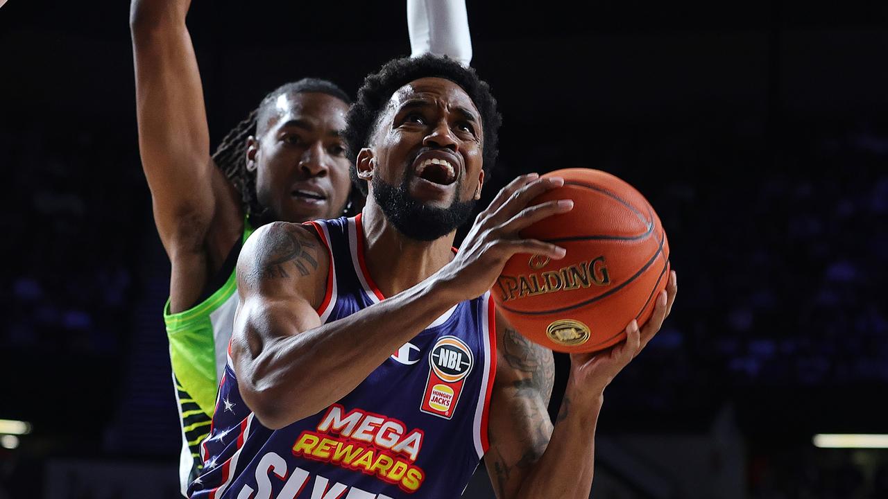 NBL semi final, Game I: Adelaide 36ers v SEM Phoenix, live scores
