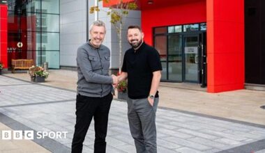 Manchester United's head of academy Stephen Torpey (right) with director of football Jason Wilcox