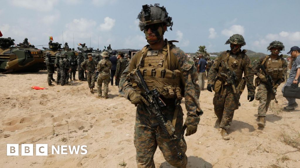 More US Marines and warships to be moved to Middle East, reports say - BBC