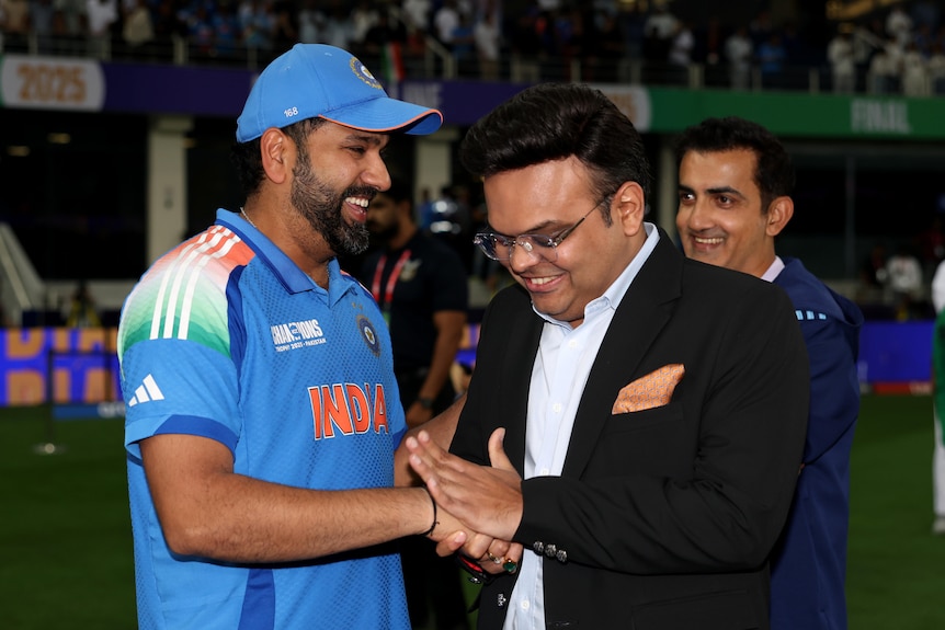 Rohit Sharma shakes hands with Jay Shah
