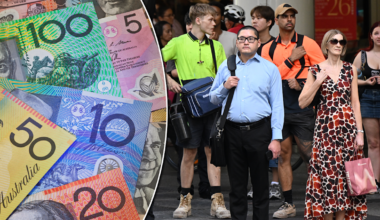 Commonwealth Bank warning as household spending falls for the first time in 17 months