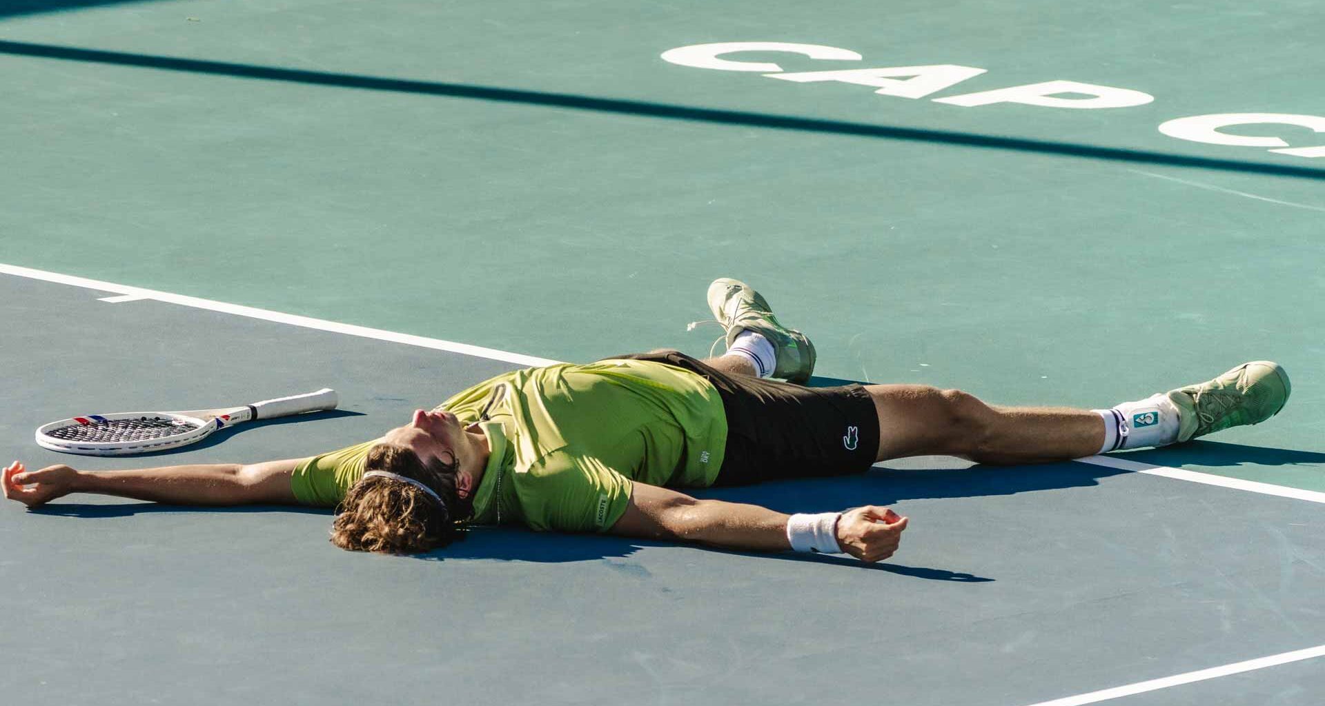 Alexander Blockx celebrates his hard-fought quarter-final win Friday at the Cap Cana Challenger.