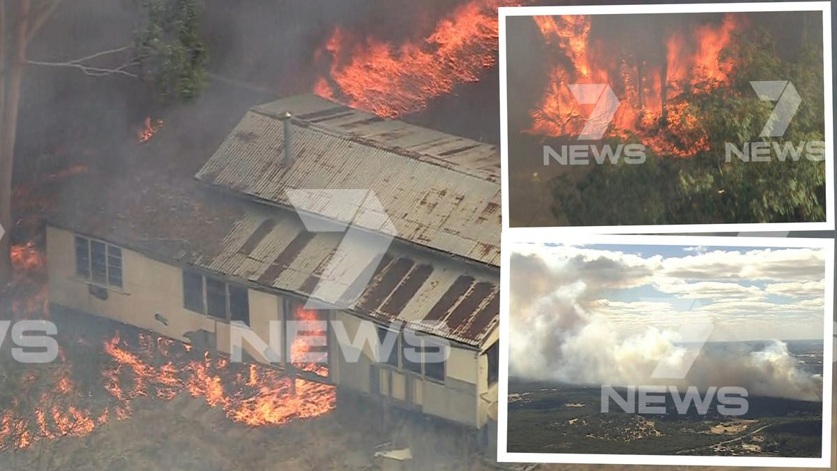 Perth Hills bushfire: Homes and lives under threat as blaze rages in Beechina in the Shire of Mundaring