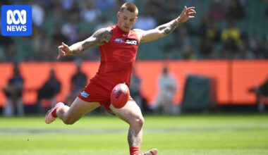 Gold Coast Suns to fight AFL ban for Bailey Humphrey tackle on Richmond's Maurice Rioli