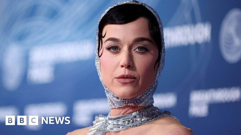 Australian designer Katie Perry wins trademark appeal vs Katy Perry - BBC