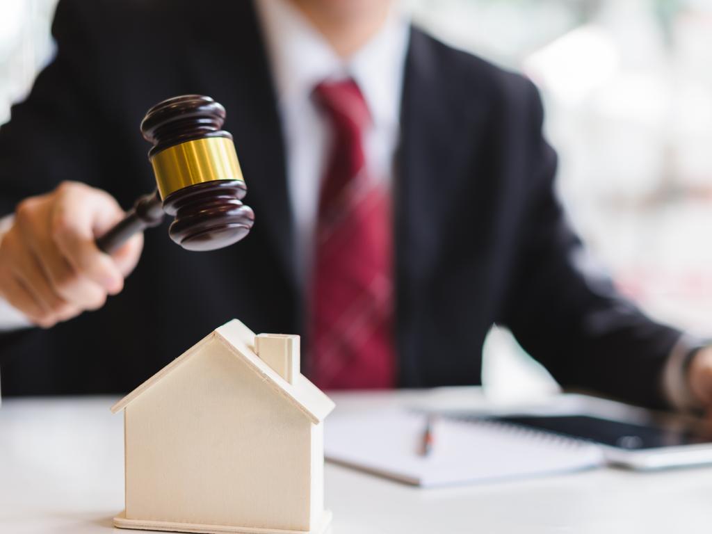 Victorian home sellers forced to disclose sale price in underquoting crackdown