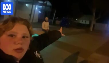 VIDEO: Cast in Blue googly eyes - Australian Broadcasting Corporation