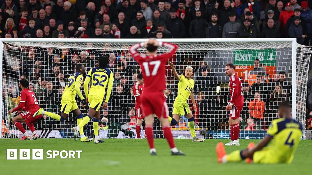 Richarlison equalises for Tottenham
