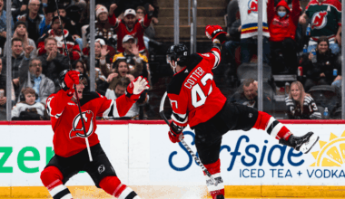 Cotter scores 2nd goal with 7 seconds left in OT, Devils defeat Bruins