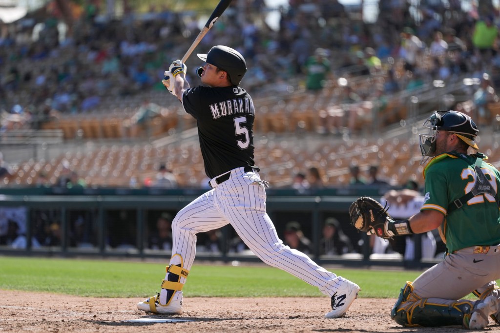 Munetaka Murakami returns with a home run