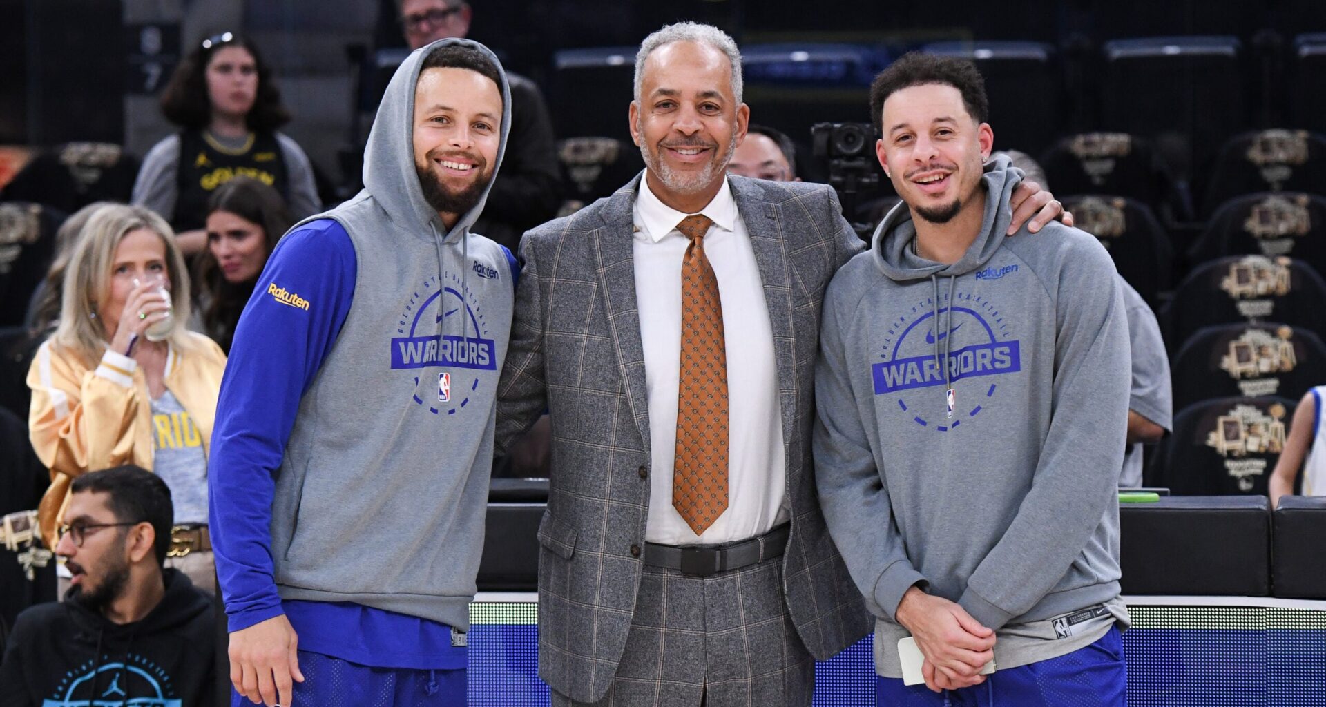 The Athletic: Steph and Seth Curry relish upholding their father Dell's NBA legacy