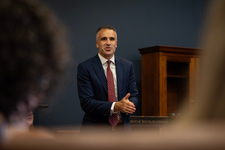 Peter Malinauskas at a Labor caucus meeting.