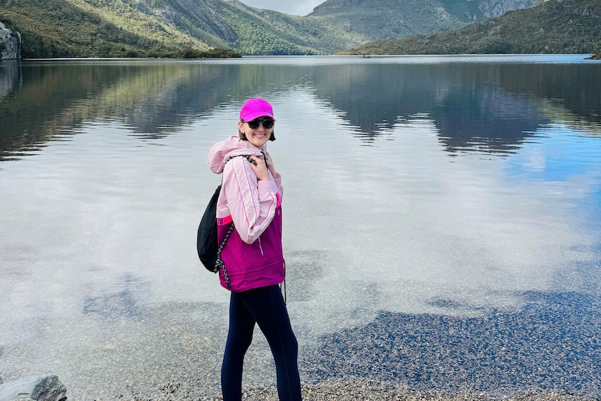 Anna-Nicole Del-Re by a lake