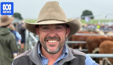 Big smiles for farmers as downpour soaks parched paddocks in Victoria