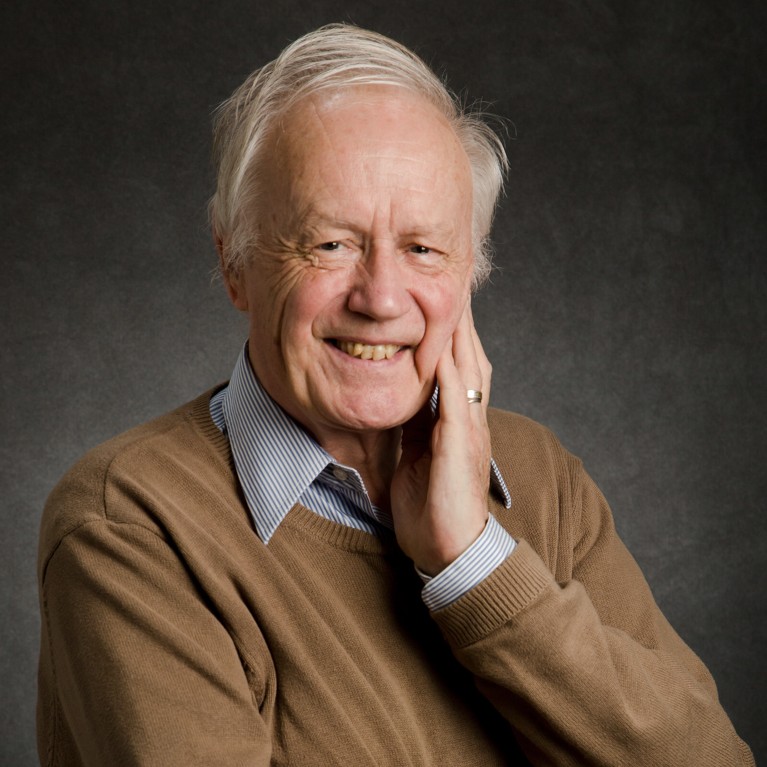 Portrait of Tony Leggett.