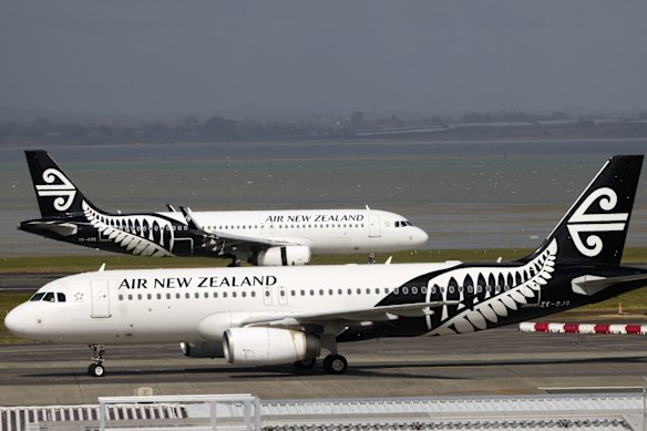 Air New Zealand has abandoned its profit forecasts due to spiralling fuel costs.