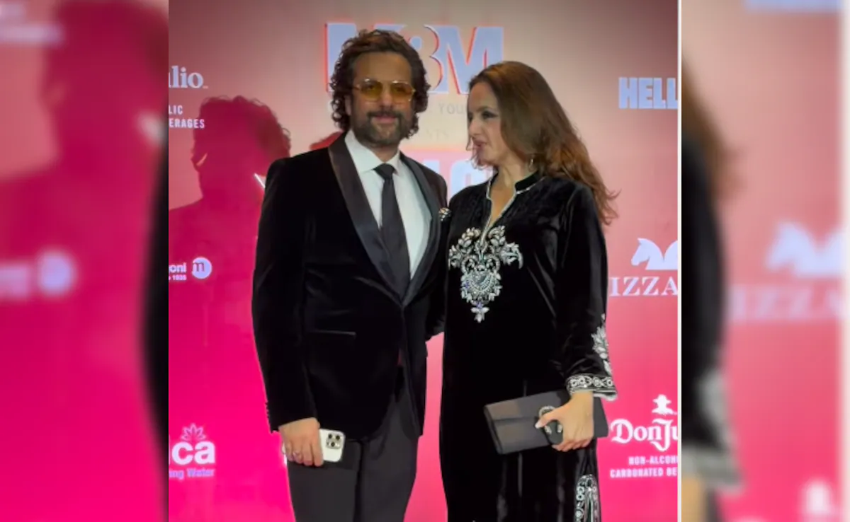 Fardeen Khan Makes Appearance with Sister Laila, Corrects Paps, "Behen Hai, Biwi Nahi"