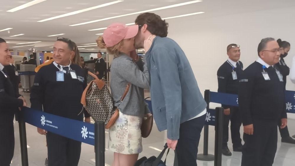 Emma Watson packs on PDA with billionaire Gonzalo Hevia Bailleres at Mexican airport