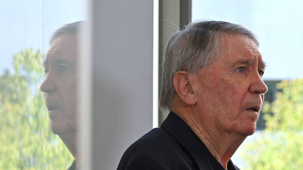 Dennis Richardson leaving Bondi royal commission lays flaws bare