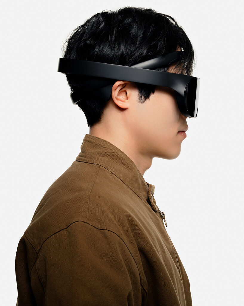 this wearable device shift visuals with brain activity
