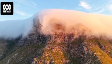 Bluff Knoll rescue underway after two climbers injured in fall