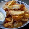 Bobbie Peels' hand-cut, double-cooked chips are a cut above.