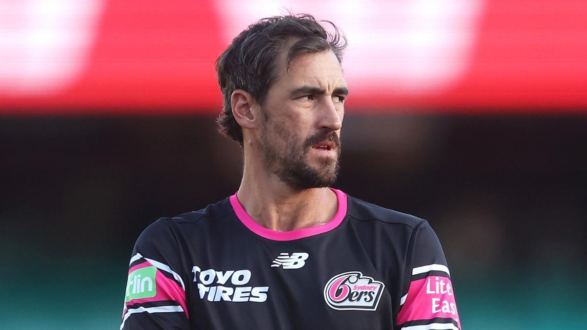 Mitchell Starc forced to issue personal statement after IPL absence criticised in India