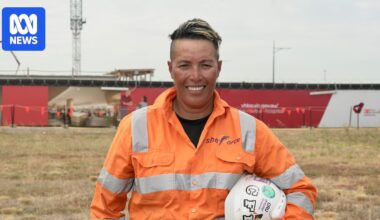 Australia's gender pay gap narrows but gender segregated industries persist, WGEA finds