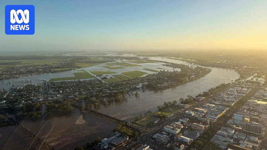 Police scour flooded Burnett River for missing Bundaberg man