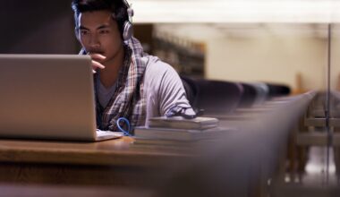 Teaching students when to struggle