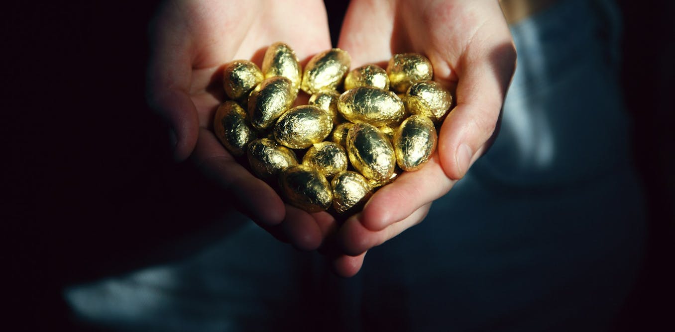 Is dark chocolate healthier than milk chocolate? 2 dietitians explain