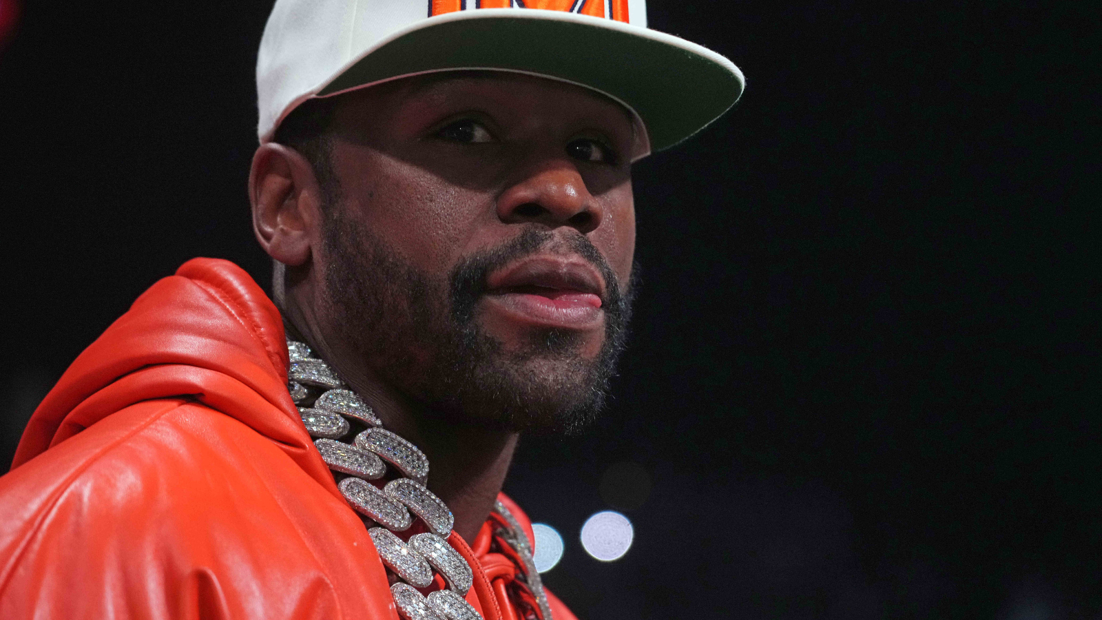 outrageous facts about Floyd Mayweather Jr and his boxing career and wealth